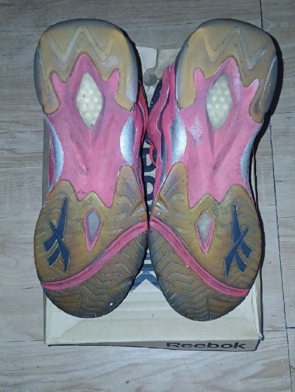Reebok Red and Silver "KAMIKAZEE" Sneakers Size 9.5 Mens - Picture 6 of 6
